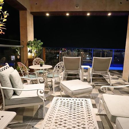 Luxury Rooftop Apartment In Netanja Exteriér fotografie