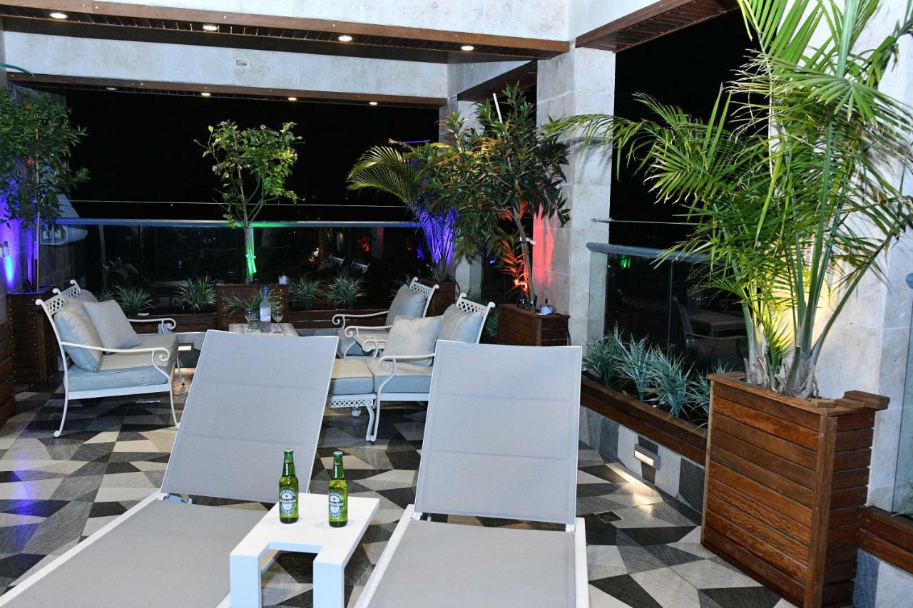 Luxury Rooftop Apartment In Netanja Exteriér fotografie
